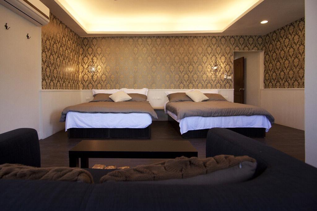 Hotel Chao Daily Rent Tainan Exterior foto